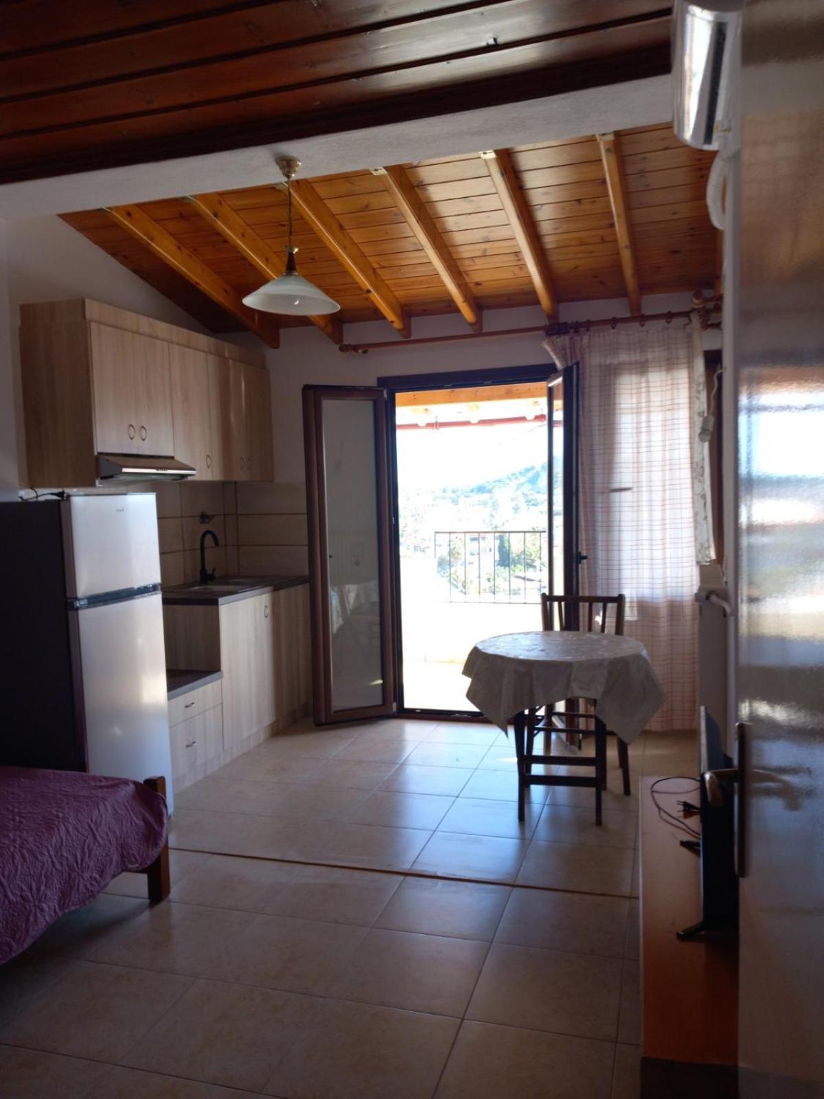 Katerinas Apartmens Skiathos-stad Buitenkant foto