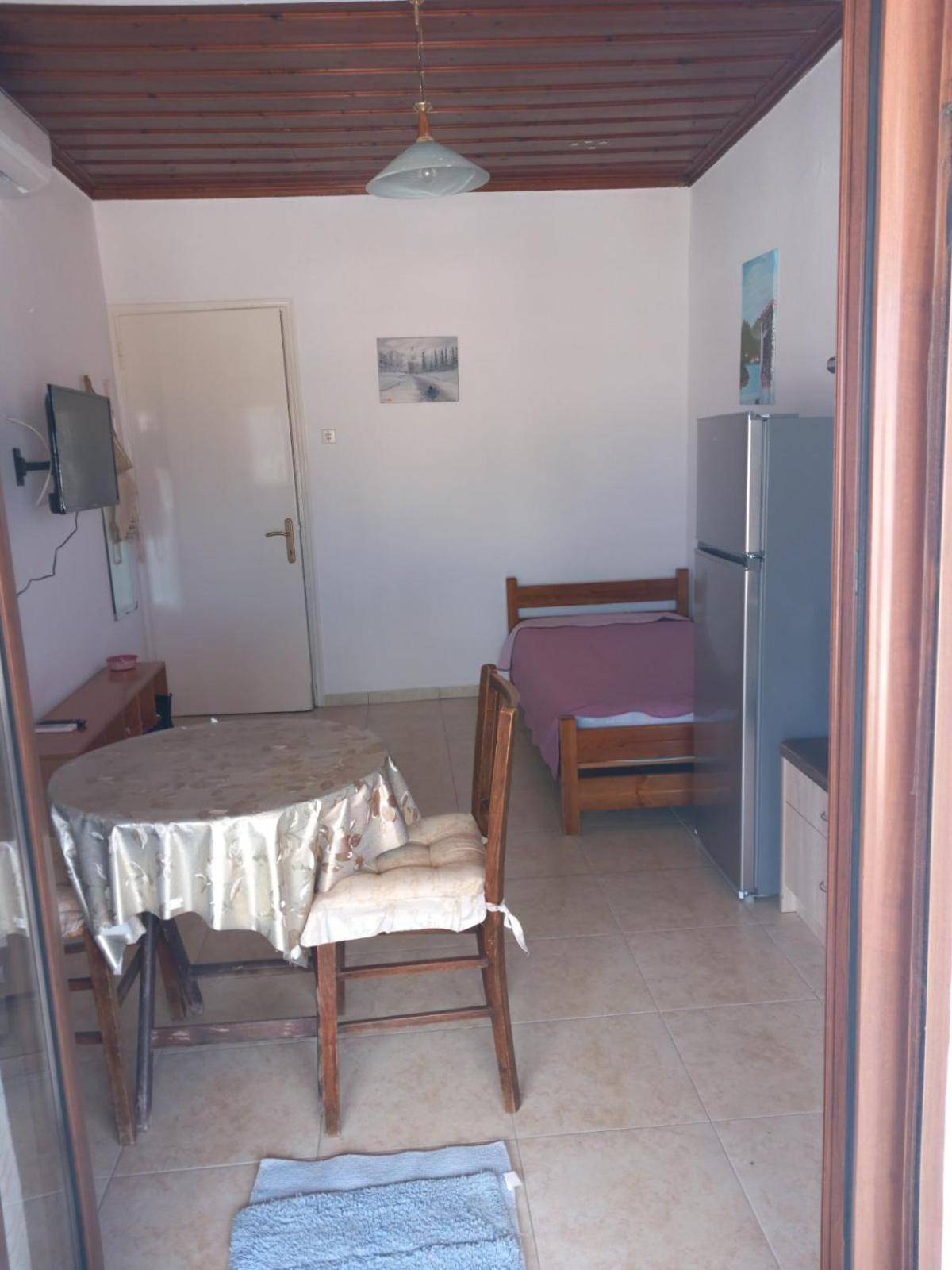Katerinas Apartmens Skiathos-stad Buitenkant foto