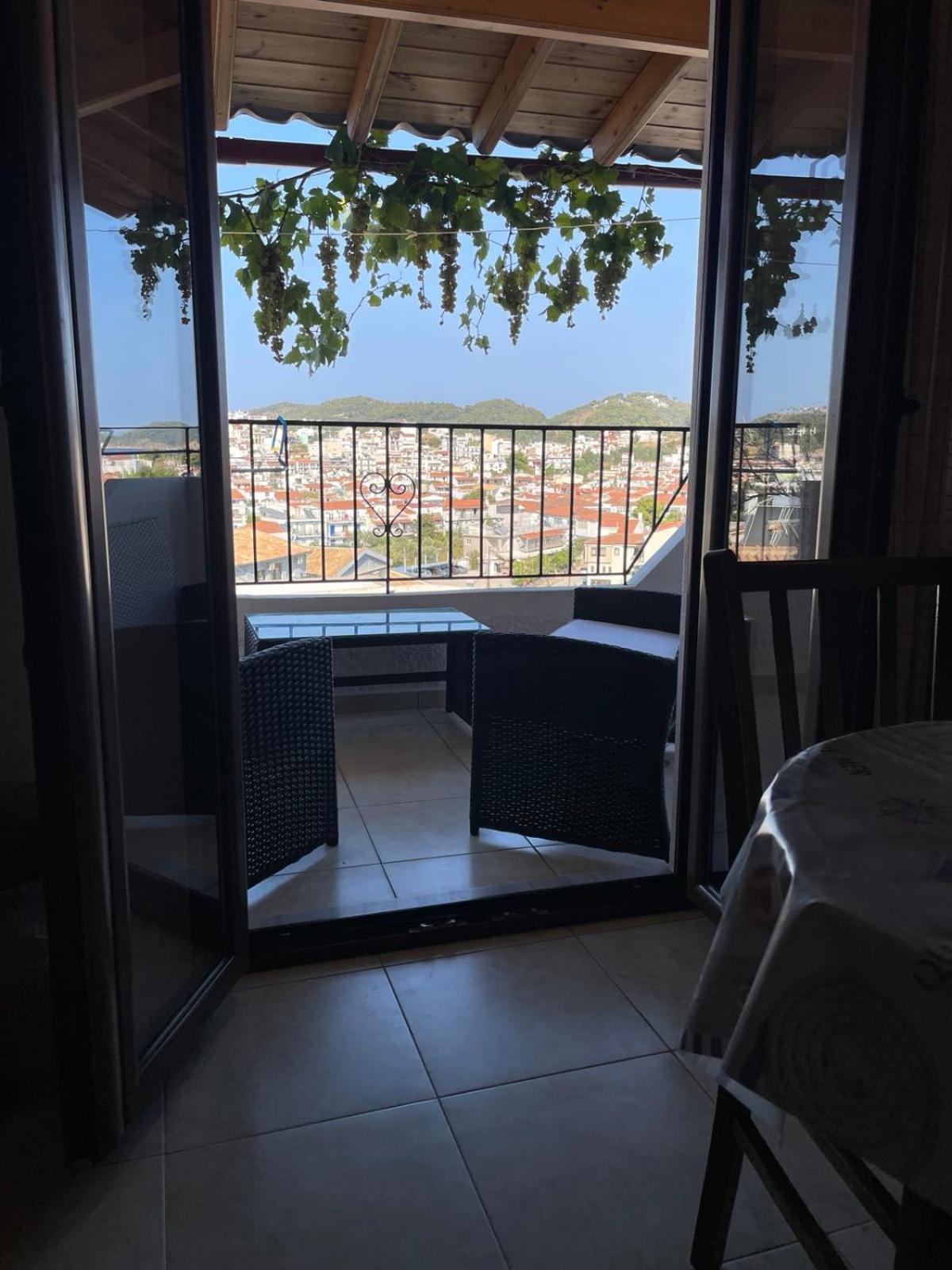 Katerinas Apartmens Skiathos-stad Buitenkant foto