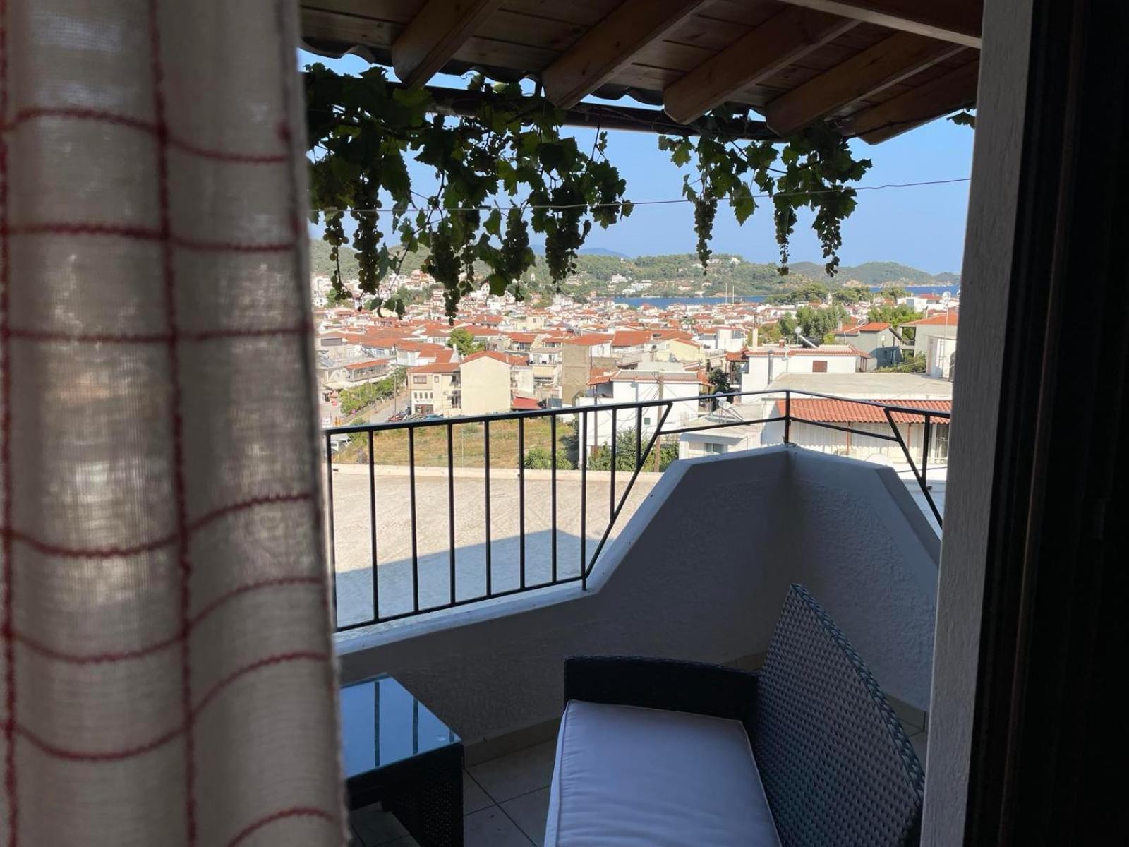 Katerinas Apartmens Skiathos-stad Buitenkant foto