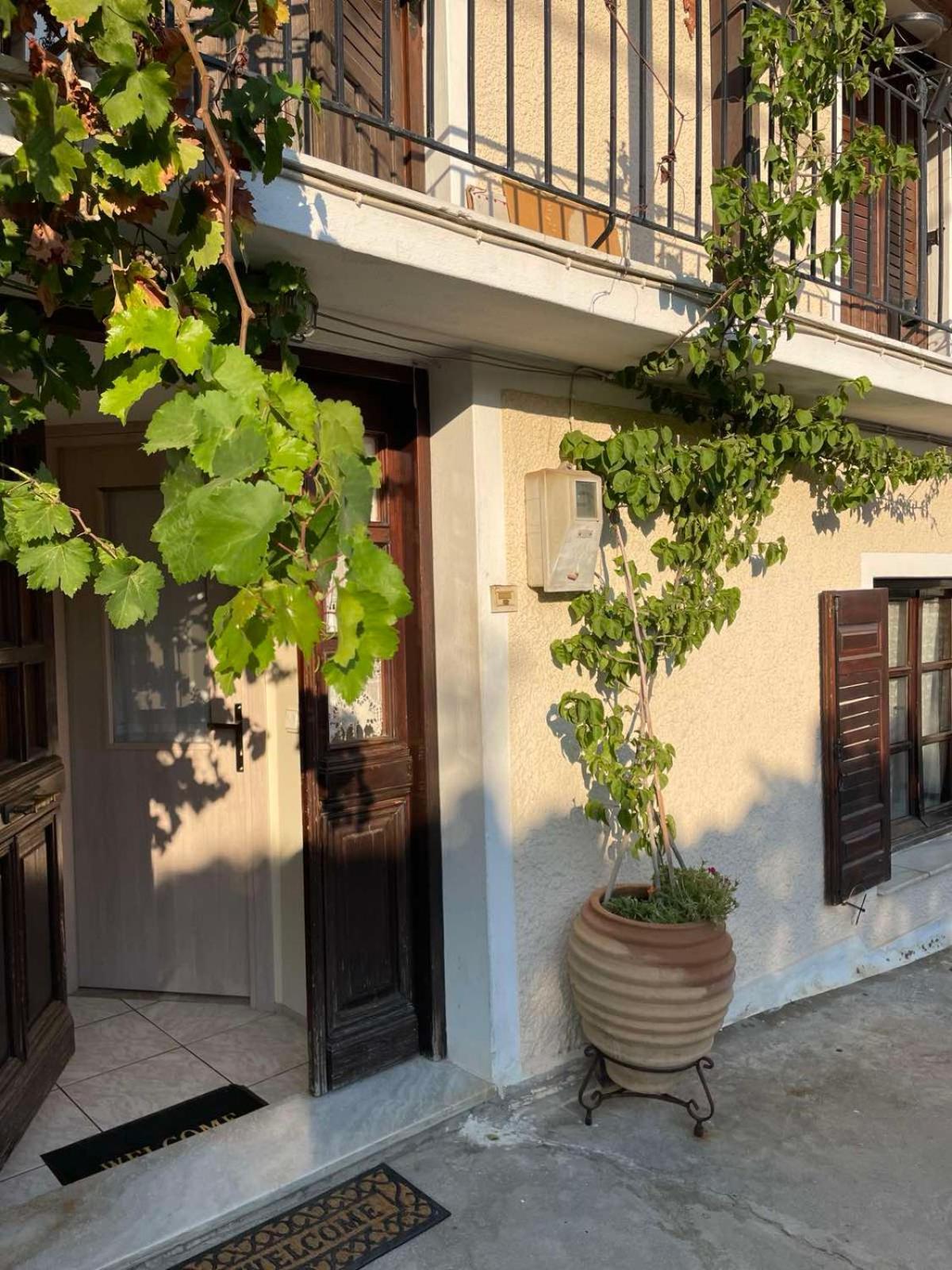 Katerinas Apartmens Skiathos-stad Buitenkant foto